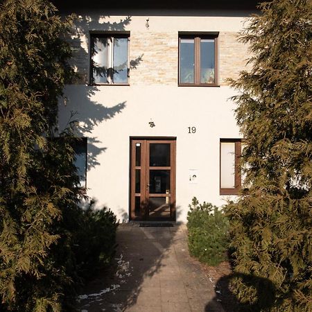 Home Studio Z Ogrodkiem Krasków Exteriör bild