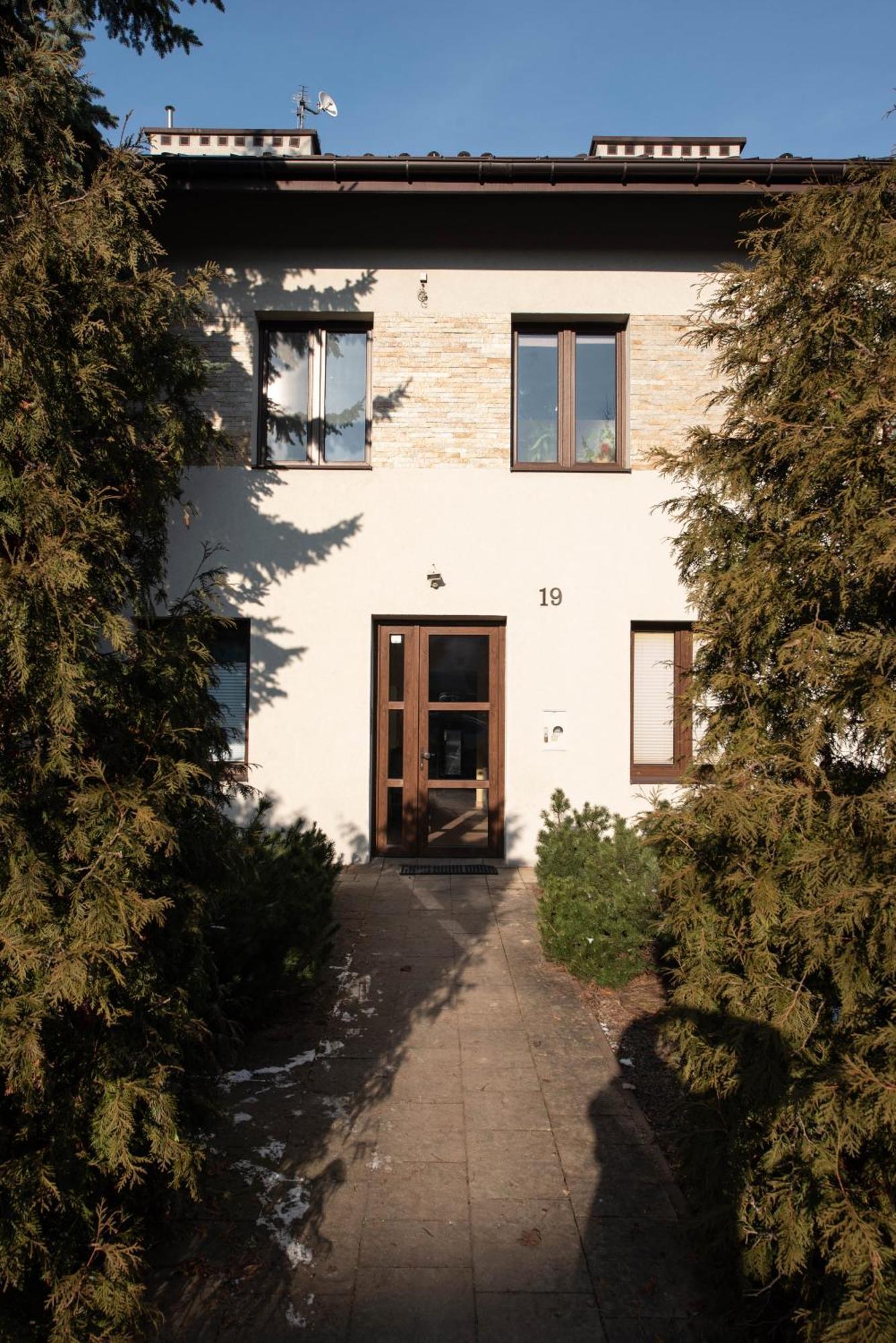 Home Studio Z Ogrodkiem Krasków Exteriör bild